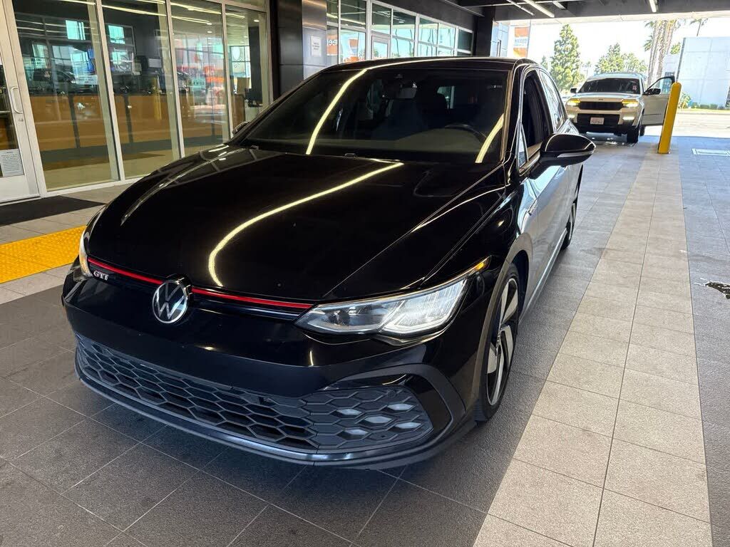 2022 VOLKSWAGEN Golf GTI