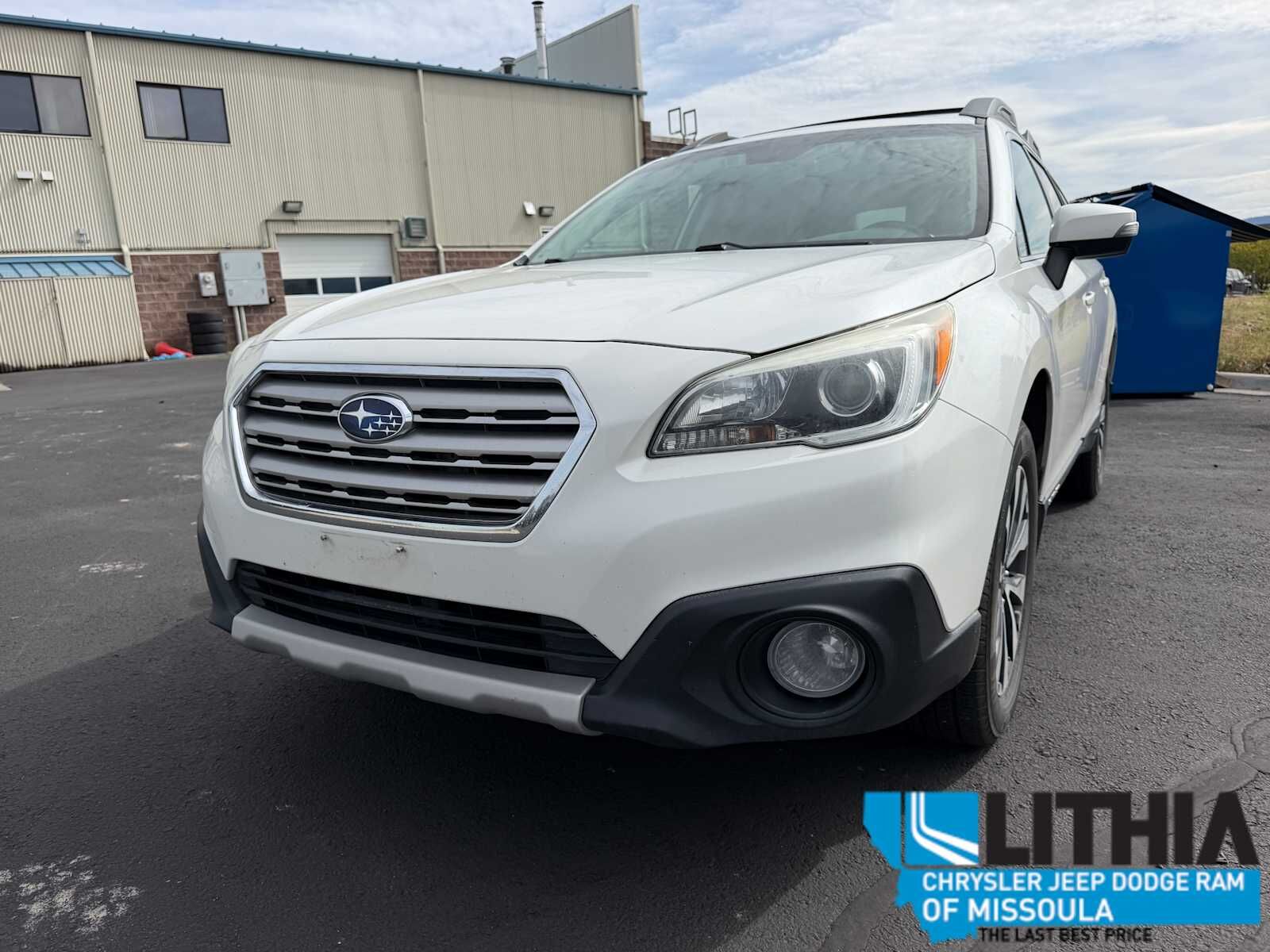 2016 SUBARU Outback
