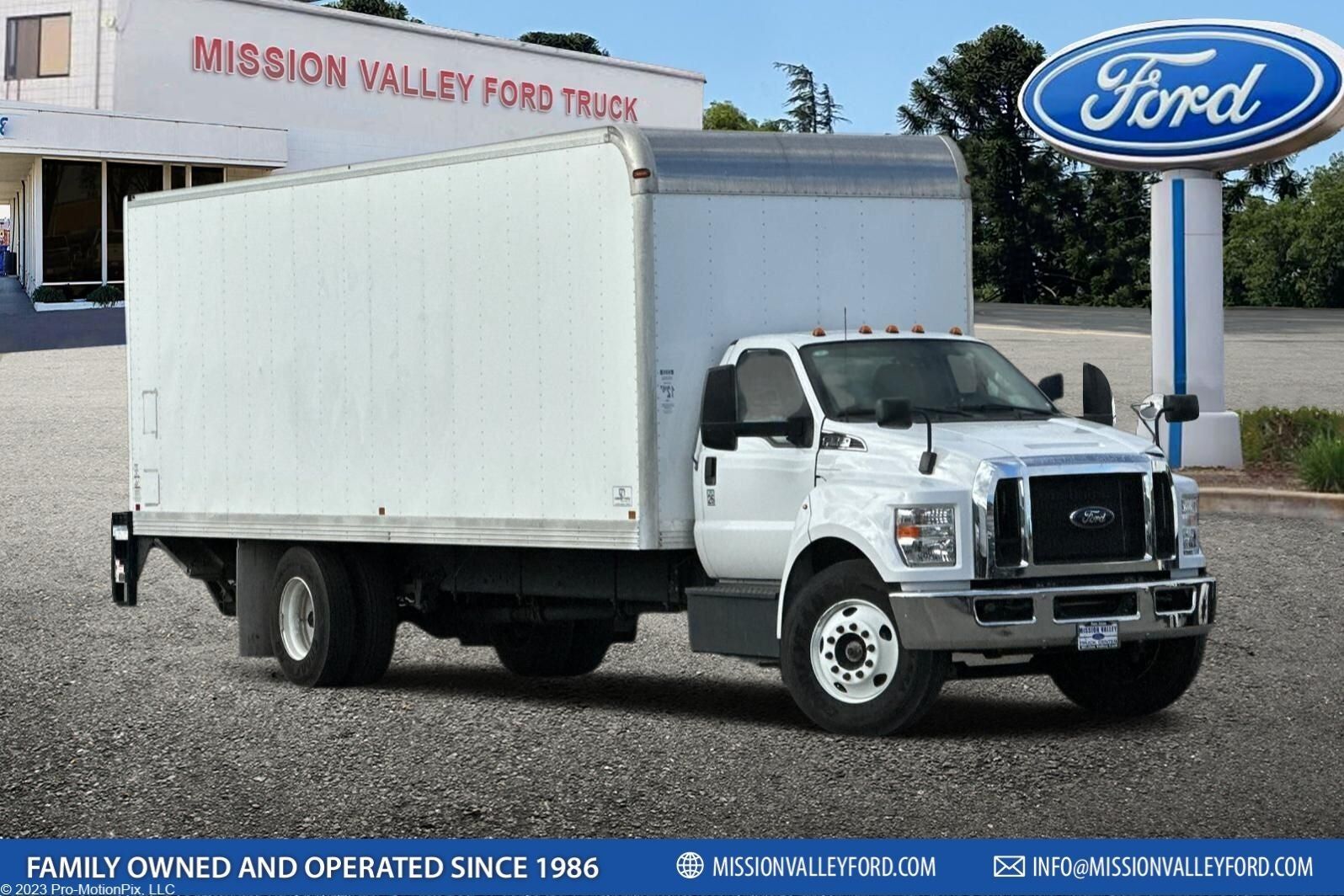 2025 FORD F-650