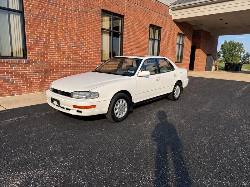 1994 TOYOTA Camry
