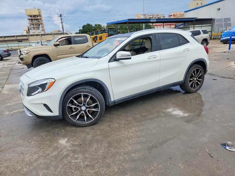 2017 MERCEDES-BENZ GLA-Class