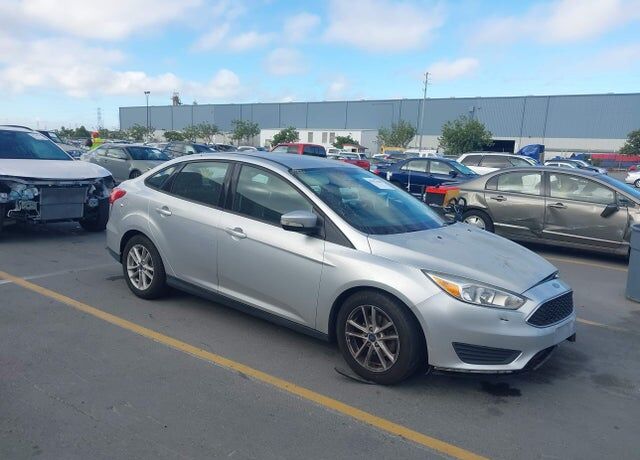 2017 FORD Focus