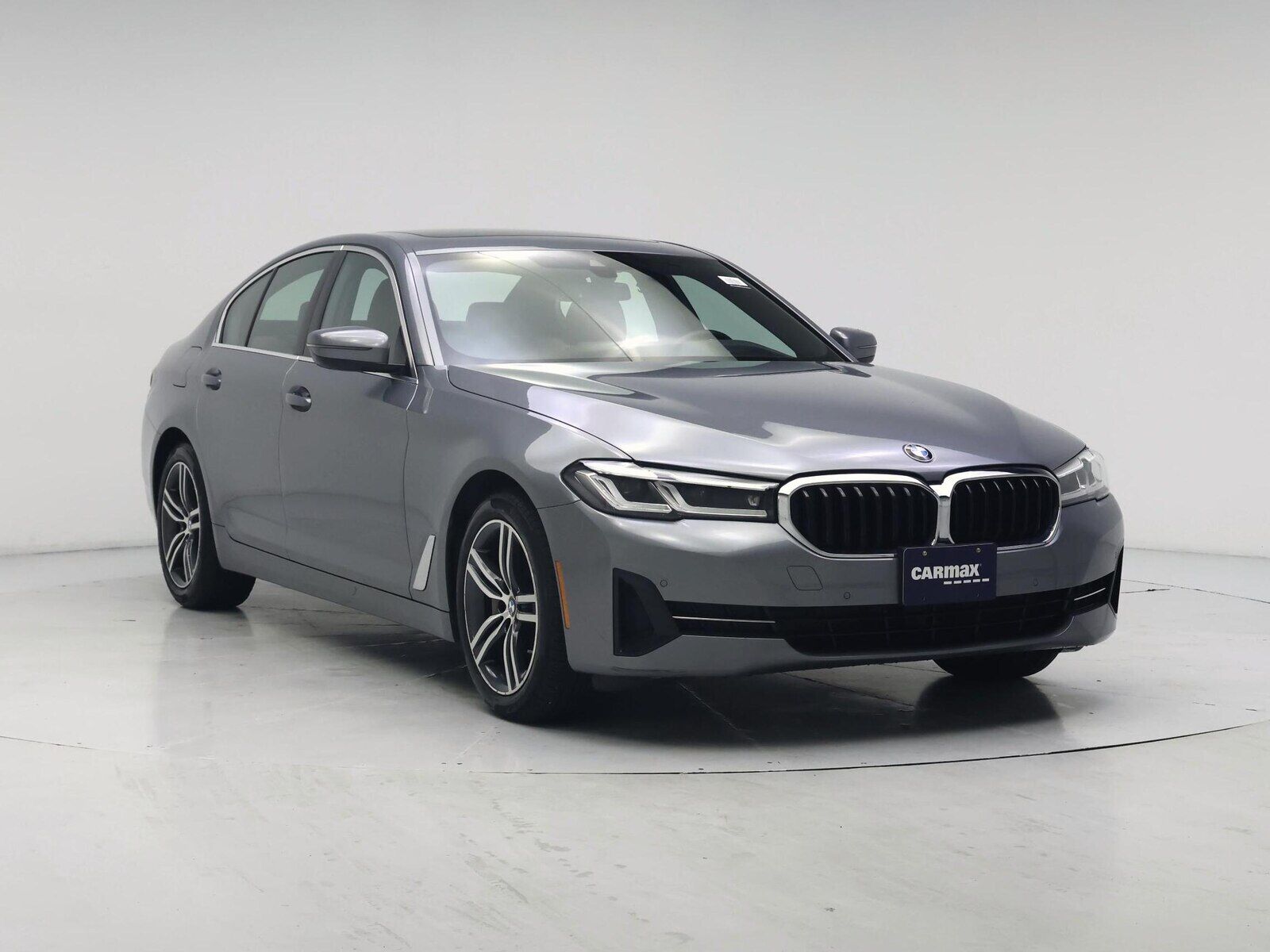 2023 BMW 530i