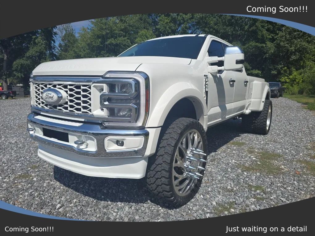 2023 FORD F-450