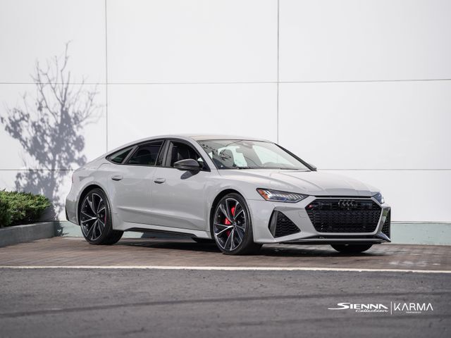 2021 AUDI RS7