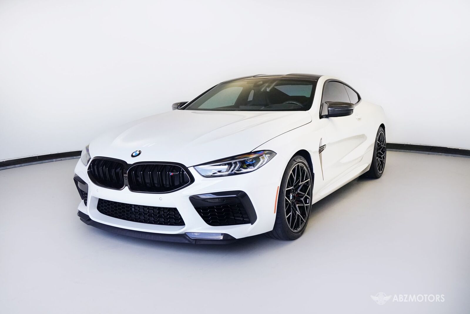 2024 BMW M8