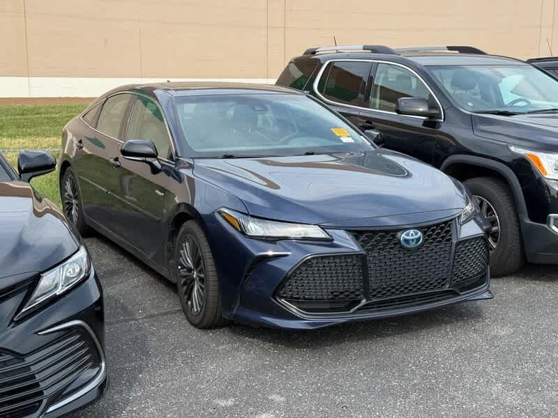 2020 TOYOTA Avalon