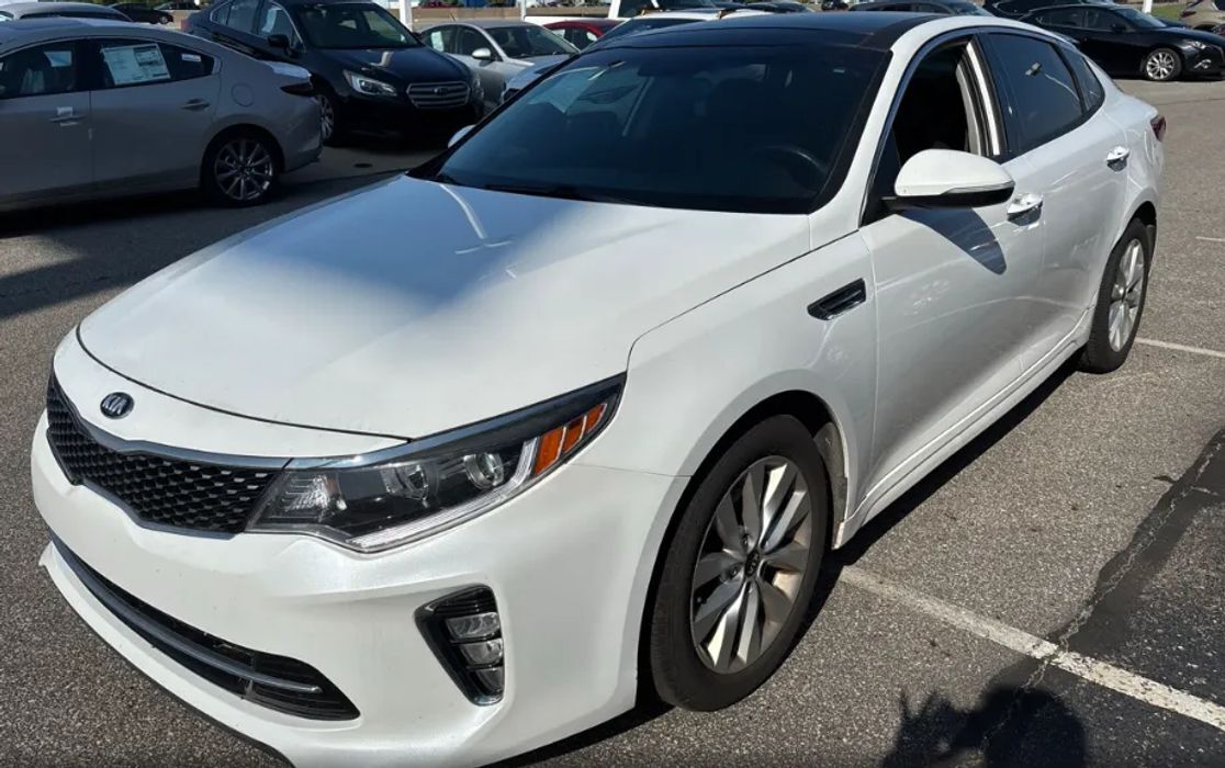 2018 KIA Optima