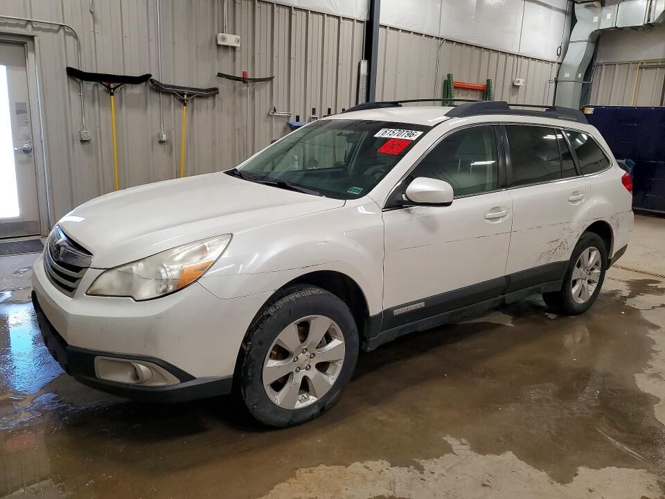 2012 SUBARU Outback
