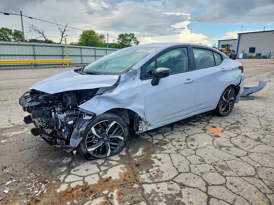 2025 NISSAN Versa