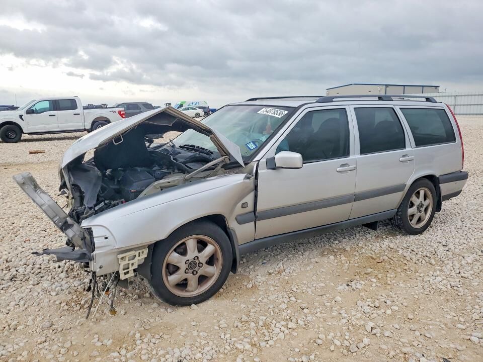 2000 VOLVO V70