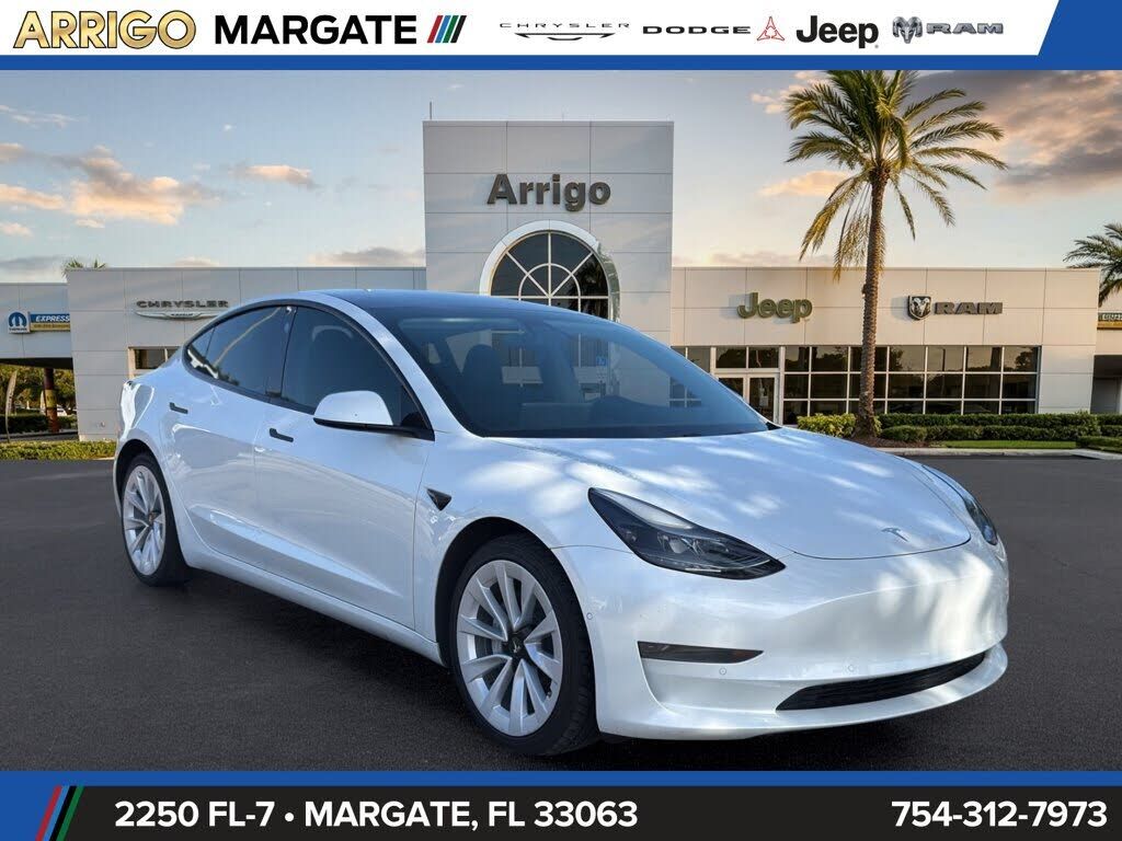 2021 TESLA Model 3