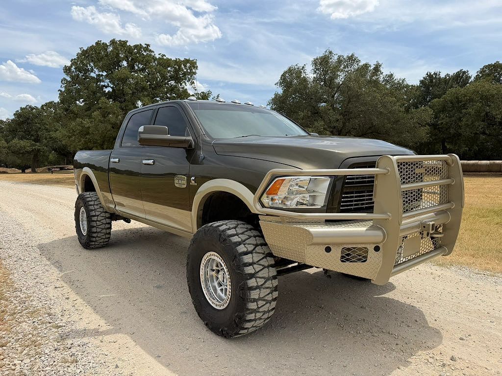 2012 DODGE Ram