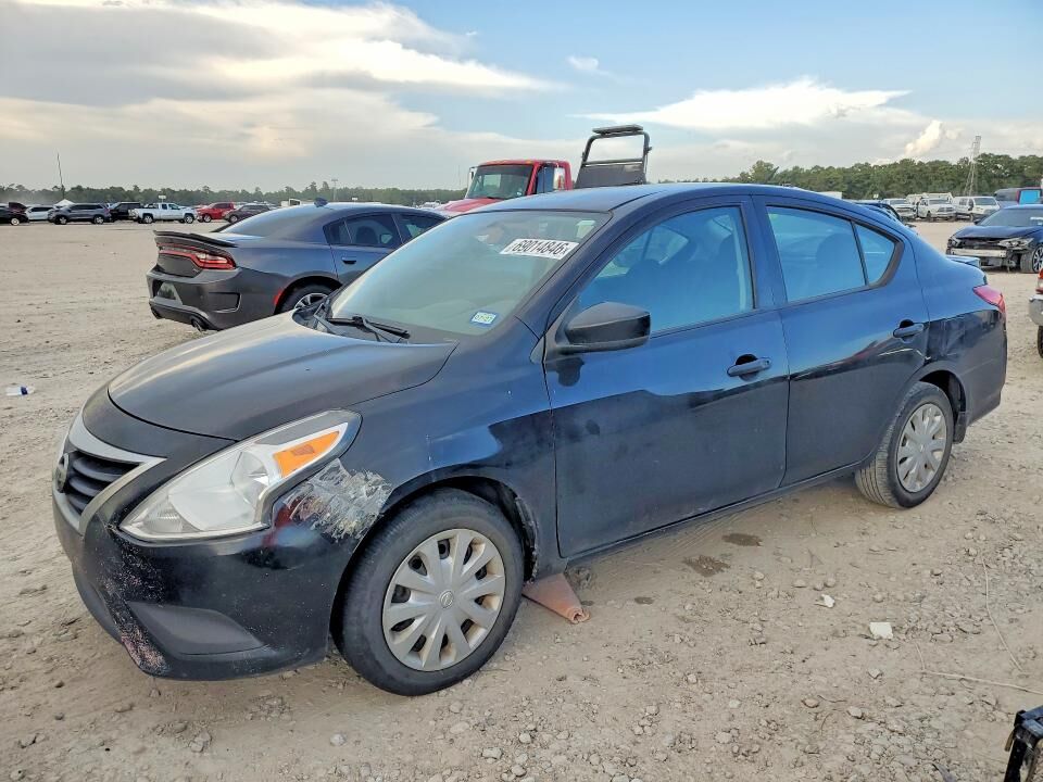 2018 NISSAN Versa