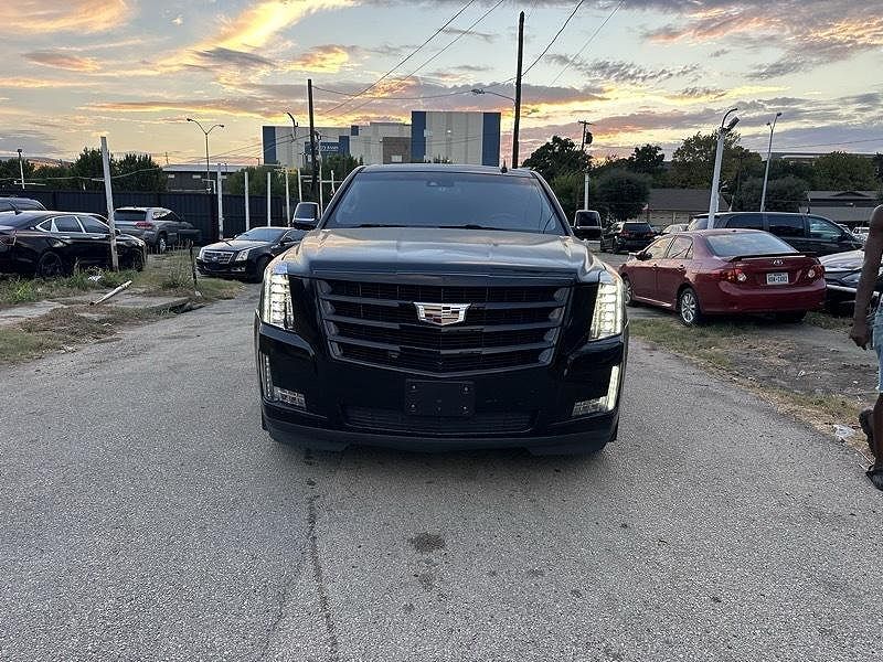 2017 CADILLAC Escalade