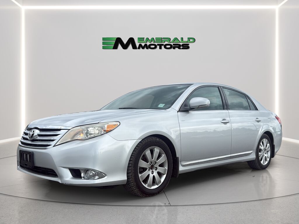 2011 TOYOTA Avalon