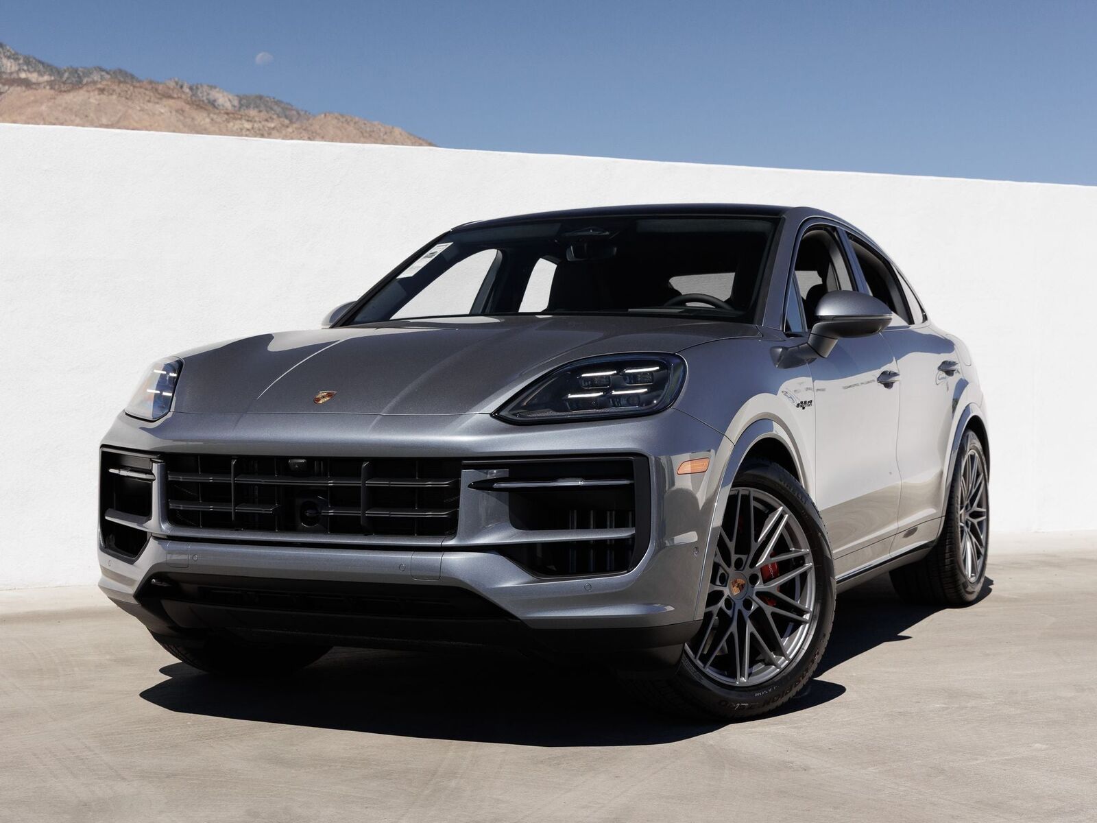 2026 PORSCHE Cayenne