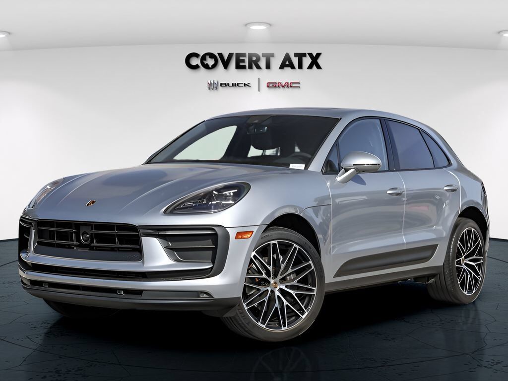 2024 PORSCHE Macan