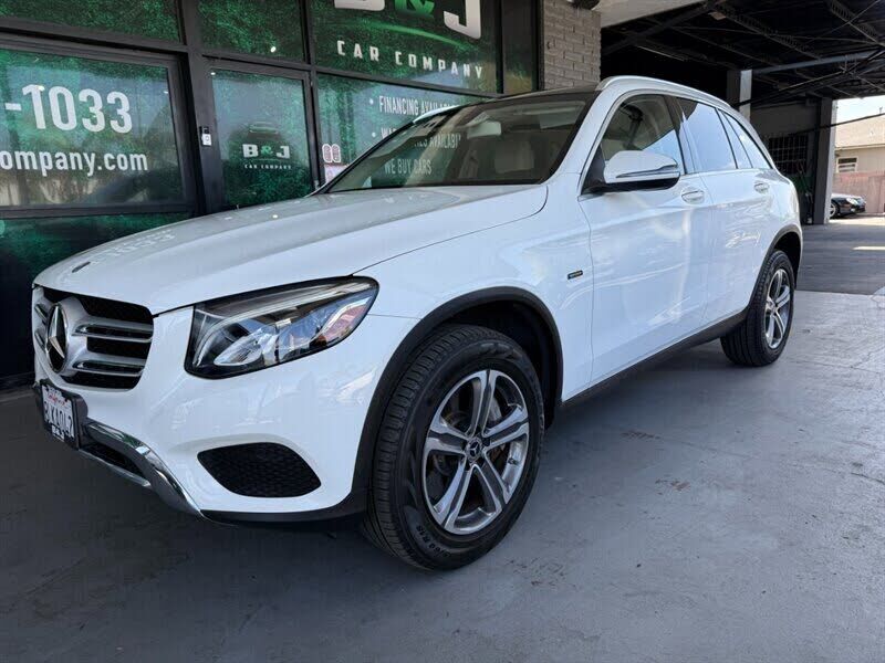2019 MERCEDES-BENZ GLC-Class
