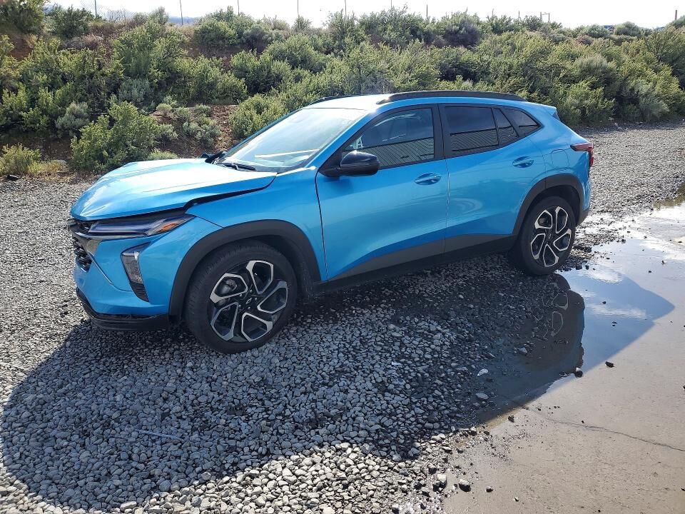 2025 CHEVROLET Trax
