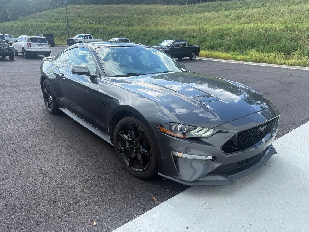 2020 FORD Mustang