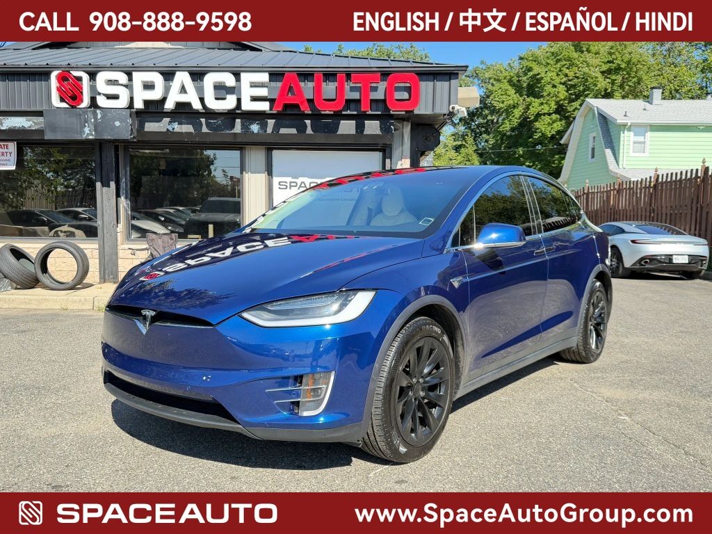 2018 TESLA Model X