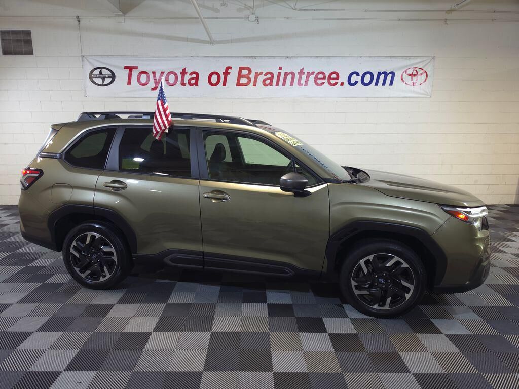 2025 SUBARU Forester