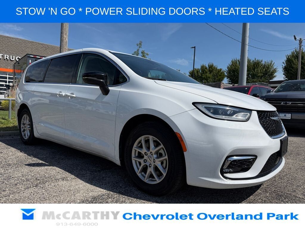 2024 CHRYSLER Pacifica