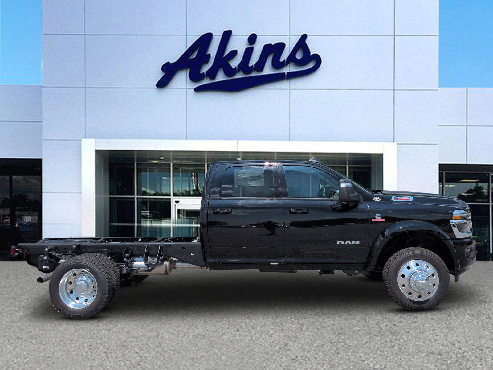 2027 RAM 4500