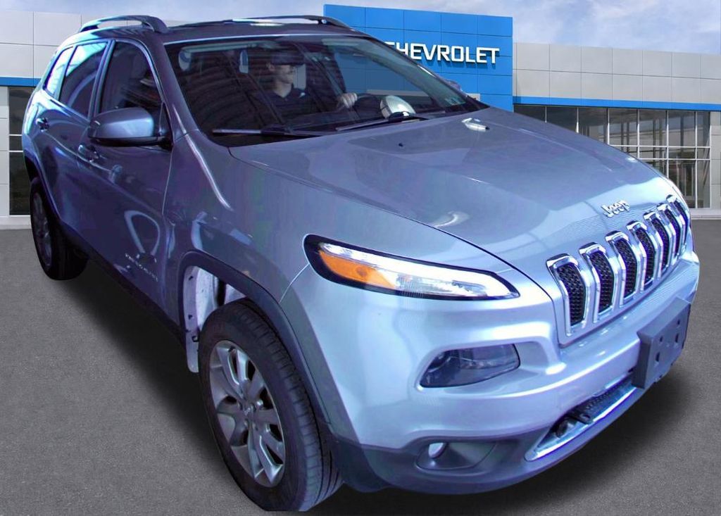 2018 JEEP Cherokee