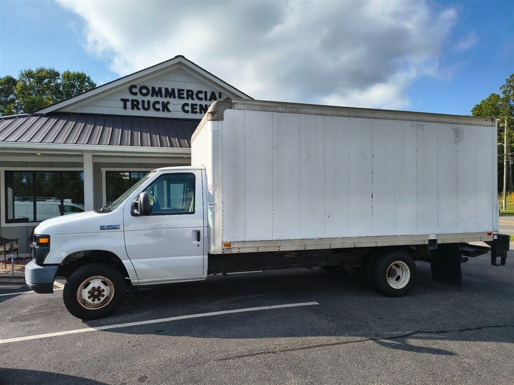 2016 FORD E-350