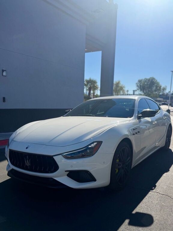 2023 MASERATI Ghibli