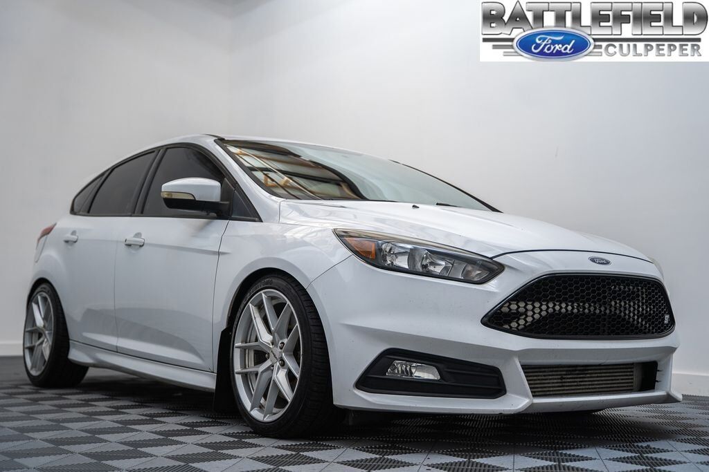 2017 FORD Focus