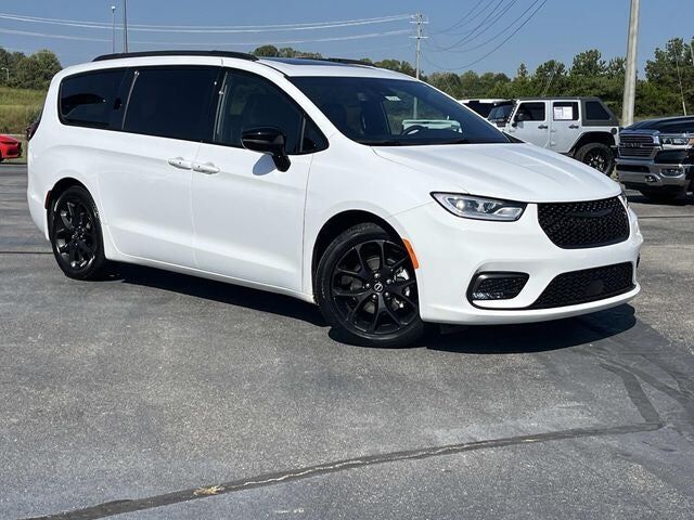 2025 CHRYSLER Pacifica