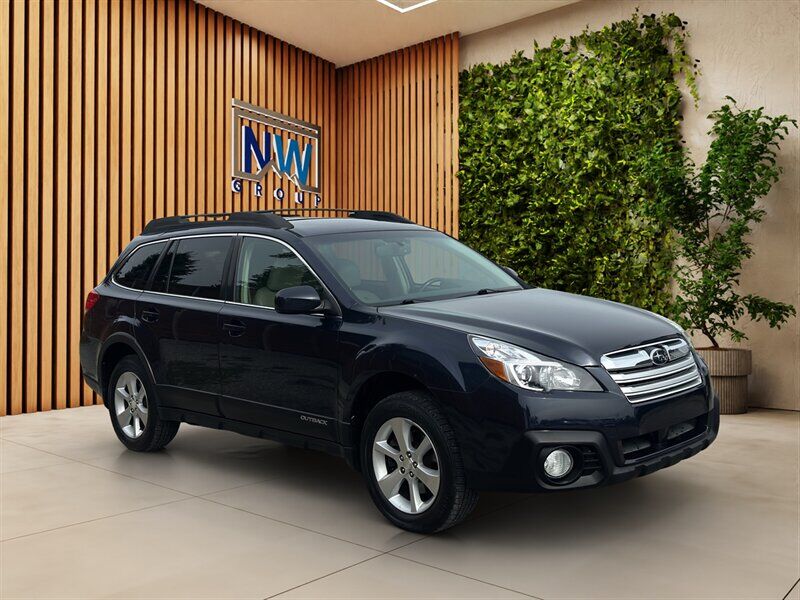 2014 SUBARU Outback