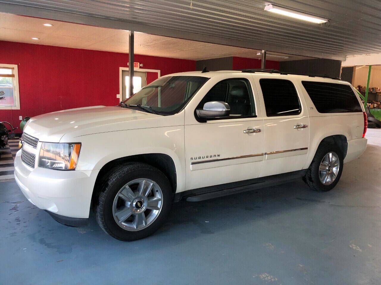 2010 CHEVROLET Suburban