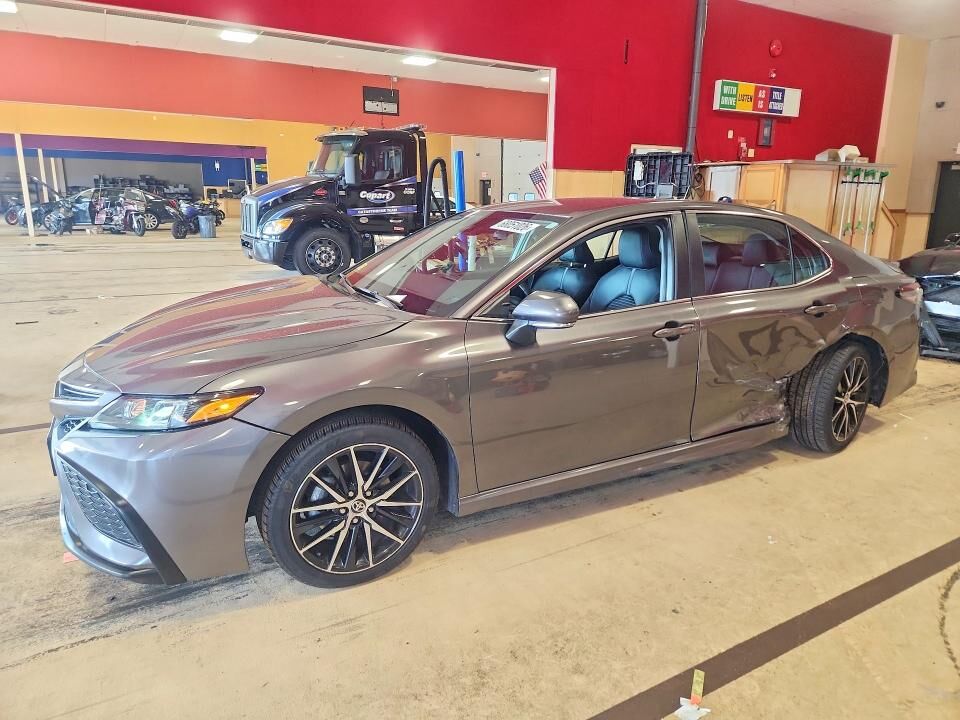 2023 TOYOTA Camry
