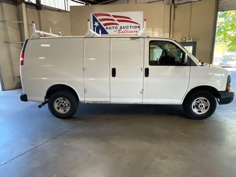 2012 GMC Savana