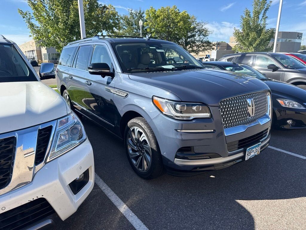 2023 LINCOLN Navigator L