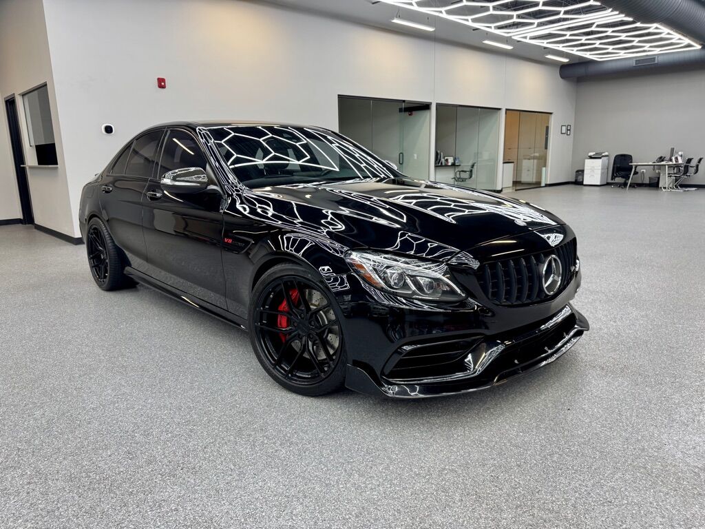 2016 MERCEDES-BENZ C-Class