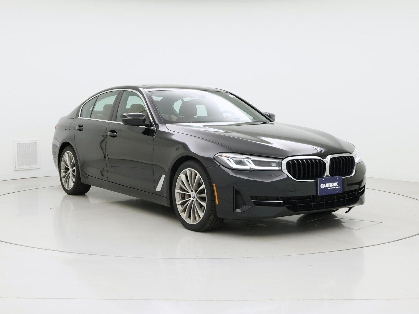 2022 BMW 530i