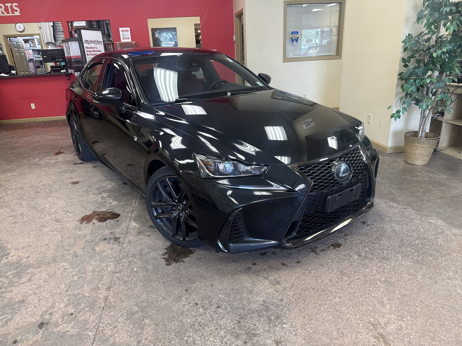 2018 LEXUS IS