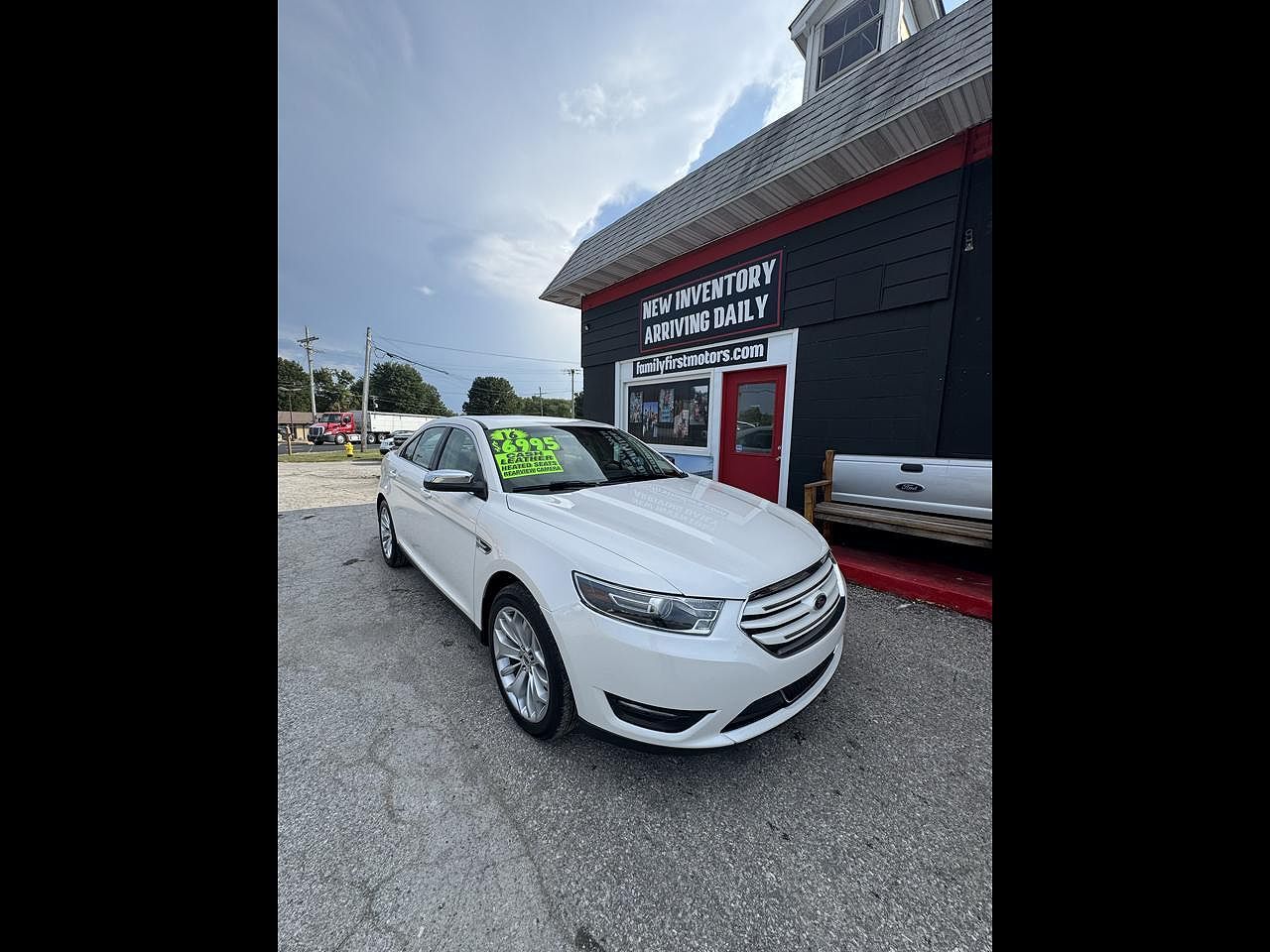 2016 FORD Taurus