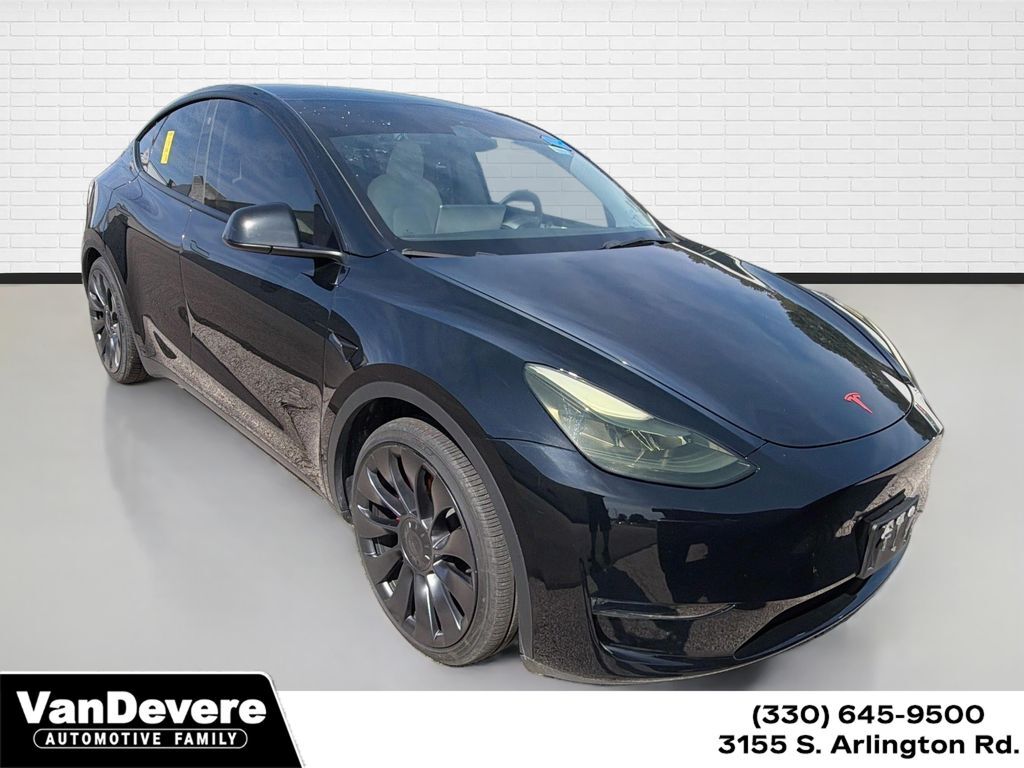 2023 TESLA Model Y