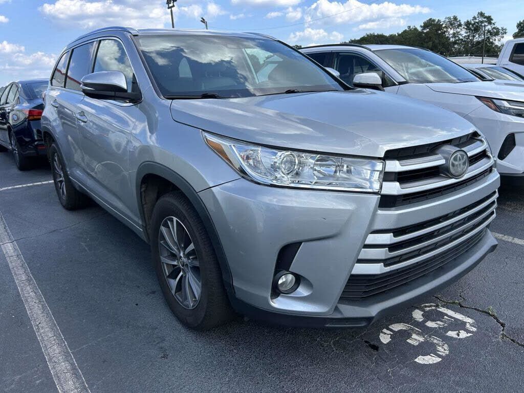 2018 TOYOTA Highlander