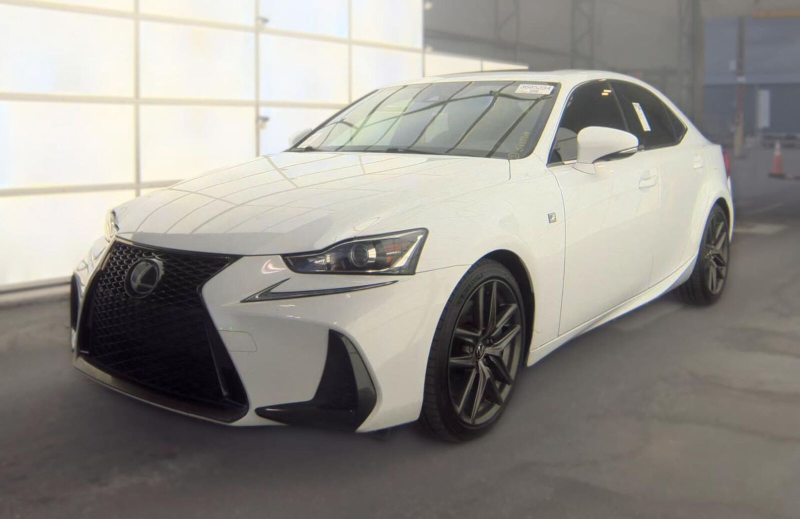 2018 LEXUS IS