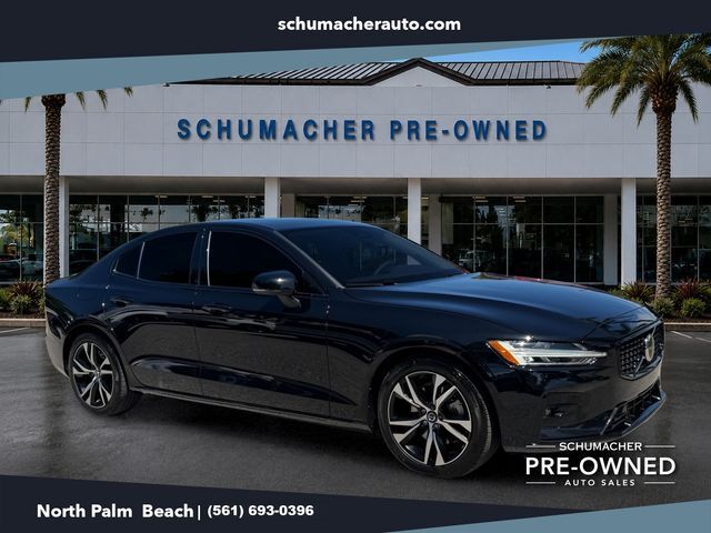 2025 VOLVO S60