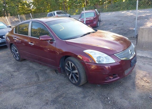 2010 NISSAN Altima