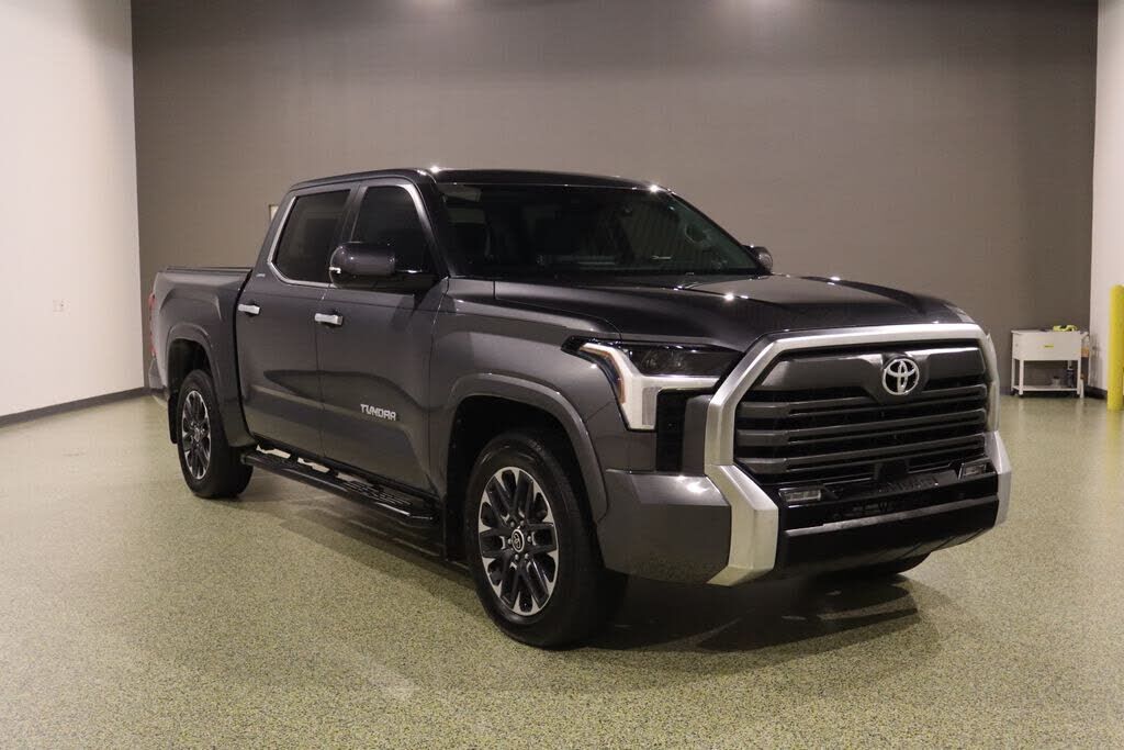 2024 TOYOTA Tundra