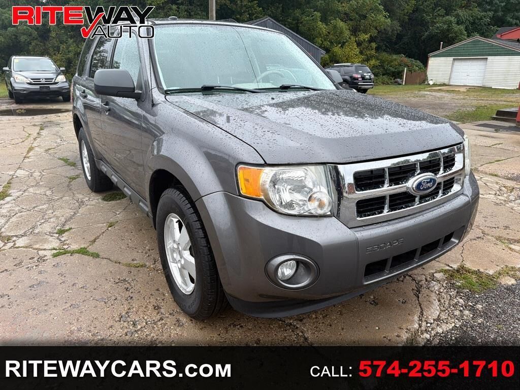 2011 FORD Escape